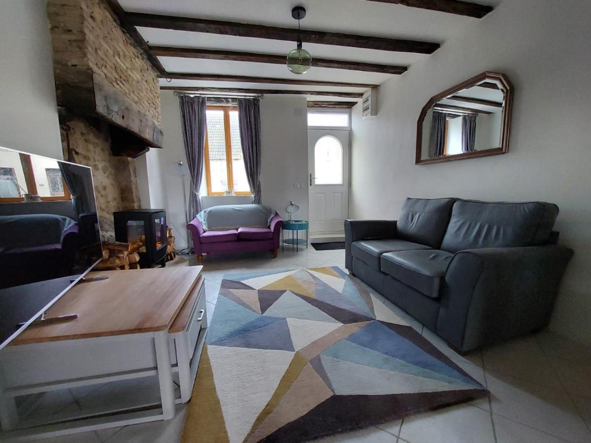 Gite Du Grand Chene Saint-Léger-Magnazeix Extérieur photo