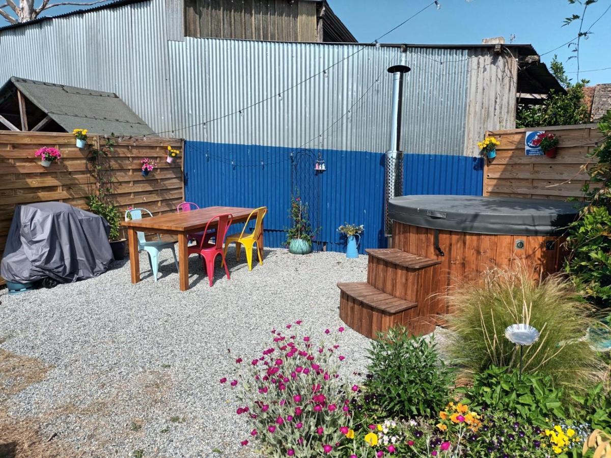 Gite Du Grand Chene Saint-Léger-Magnazeix Extérieur photo